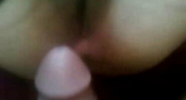 hình sex ngọc trinh Milana cho phim sex nước ngoài một công việc thổi trong phòng tắm.